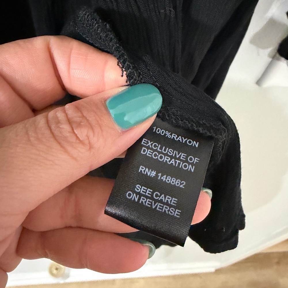 Torrid Black and White Embroidered cover up - Picture 4 of 7